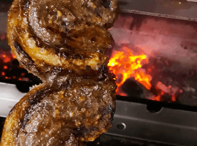 Bezerrão Churrascaria e Pizzaria

🍕 Rodízio de Pizzas e Petiscos
🥩 Self Service com Churrasco
🎡 Playground | 🚧 Estacionamento