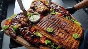 Comida tarde da noite · Casual · Bom para levar crianças