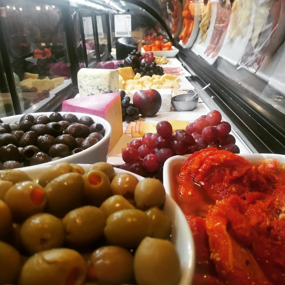 Pratos para happy hour · Mesas externas · Casual