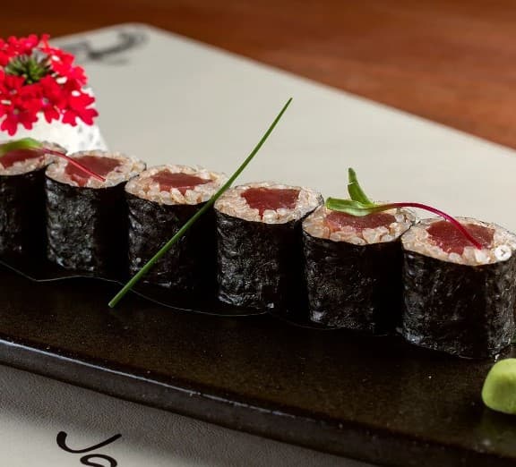 O Jangada da Riviera de São Lourenço demonstra seu cuidado com cada cliente, dispondo de uma cozinha com excelência gastronômica e um ambiente convidativo.