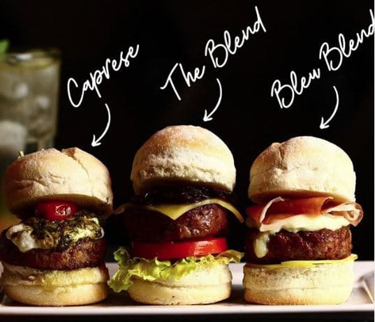 Blend com as melhores carnes, atendimento impecável. Instagram: @blend_gourmet