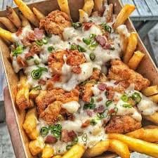 Entrega sem contato · Comida tarde da noite · Mesas externas