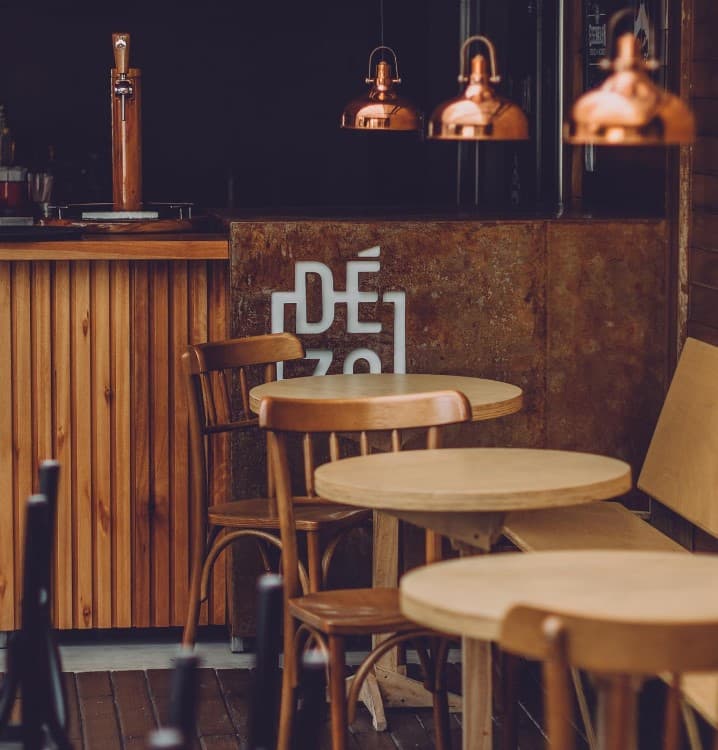 Comida simples e casual, na mesa de casa! 
- Burgers, fogo e cocktail

Ao final de toda experiência que vocês tiverem aqui, queremos que vocês levem na memória boas lembranças e um desejo enorme de voltar!