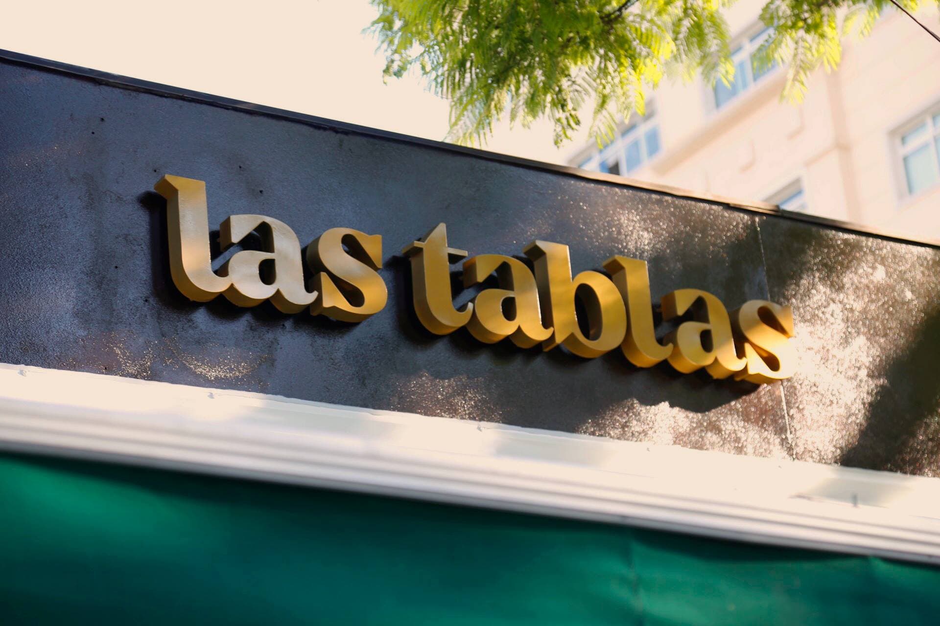 Um restaurante aconchegante, charmoso e informal, especializado em carnes argentinas e seus diversos cortes.