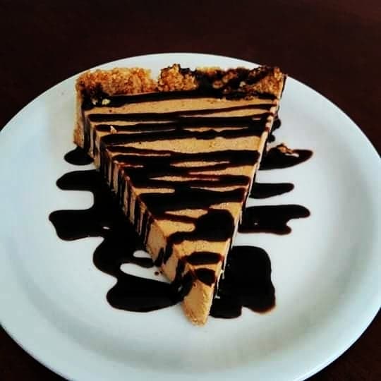 Restaurante da típica família brasileira descendente de italiano e português. As receitas são de família, de tias, avós, bisavós e mães, tentando seguir a tradição da família, comer e beber bem!