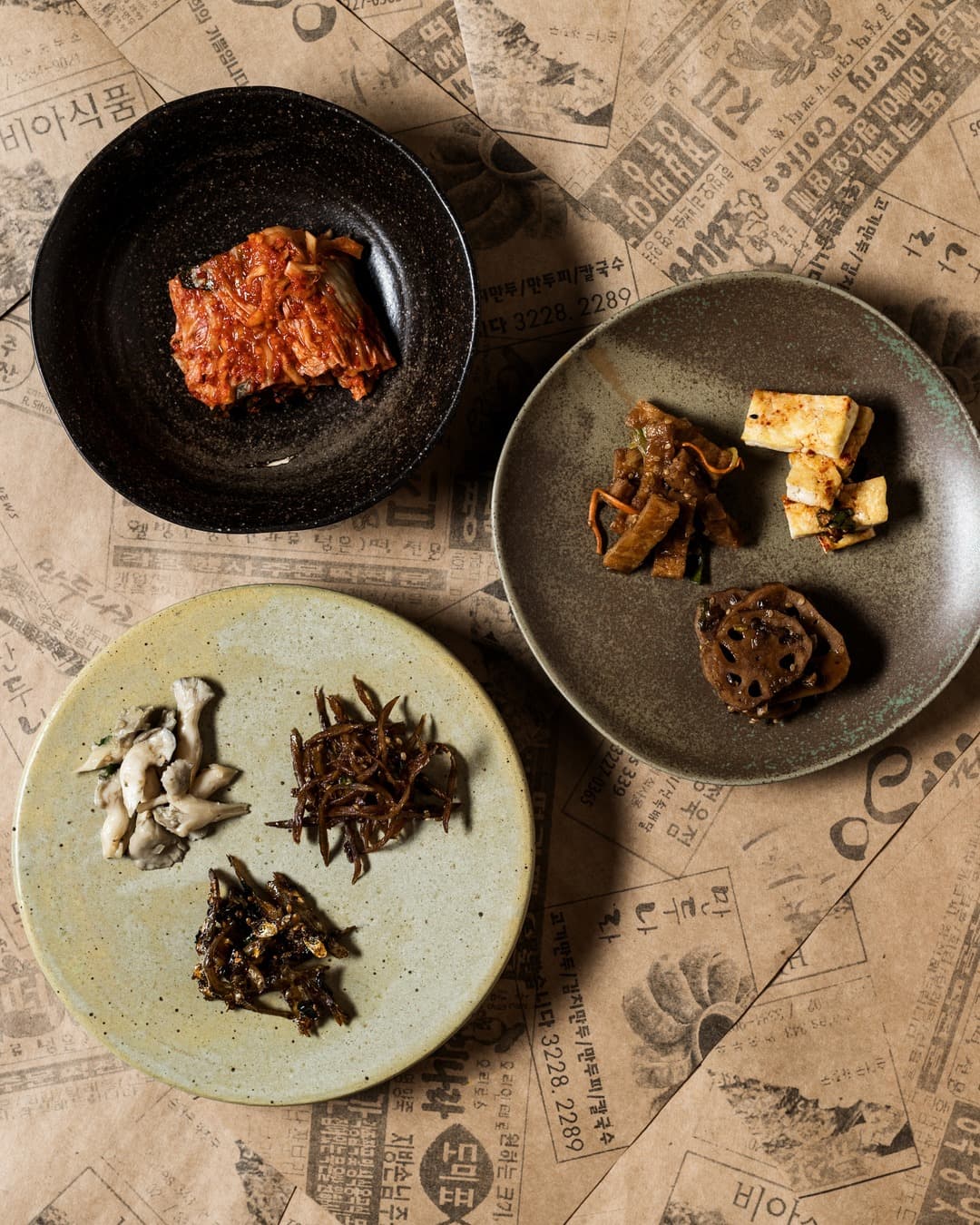 Queremos que você vivencie uma experiência acolhedora e casual. Aqui no Komah, você poderá degustar minhas criações e pratos tradicionais aperfeiçoados por décadas pela minha mãe, Myung Yul Shin Lee.