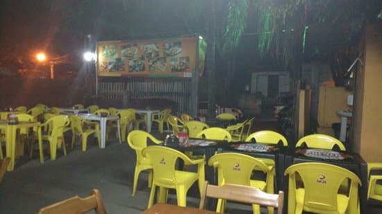 Buteco Toca do Tatu, ambiente aconchegante familiar com receitas e um cardápio especial de Buteco e uma cerveja gelada especial.
