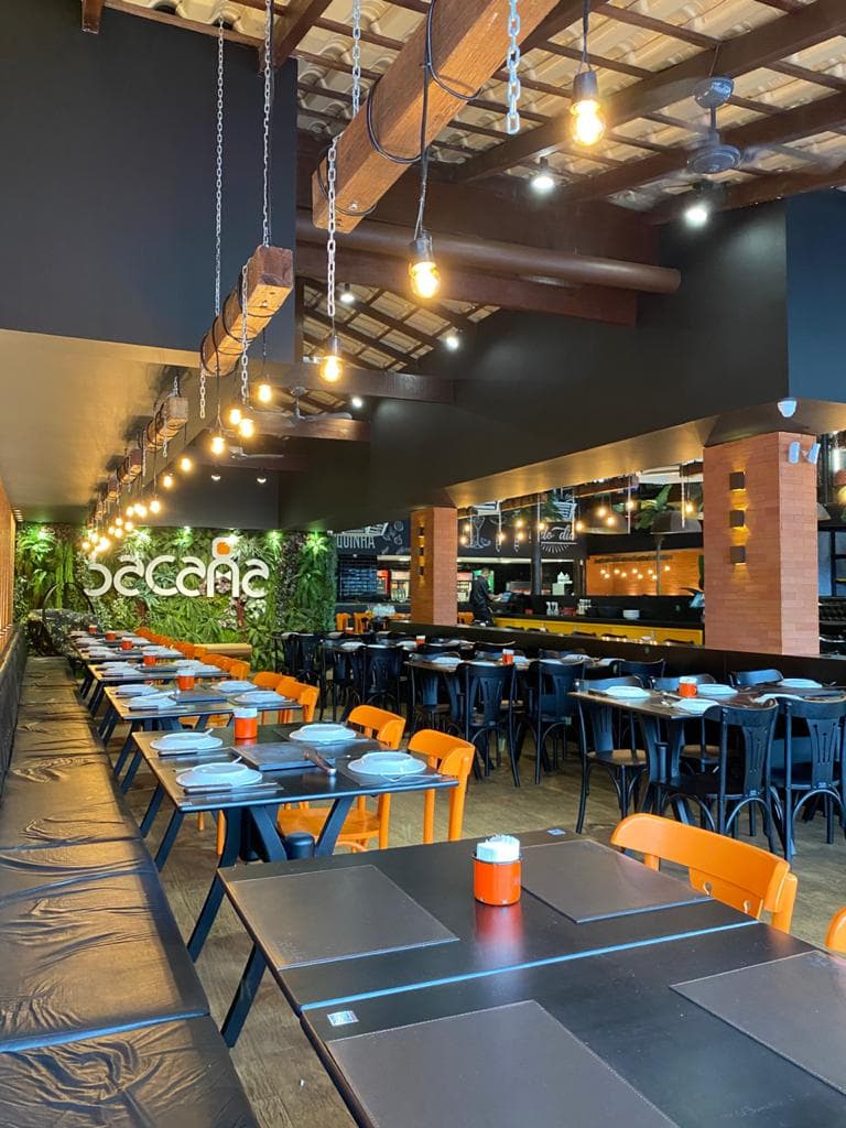 Desde 2003, o Bacana Churrascaria é referência em churrasco à la carte no Bairro de Fátima, na Serra, e na Praia da Costa, em Vila Velha.

Mais do que uma refeição, proporcionamos uma experiência completa, sempre acompanhada de um atendimento acolhedor e especial. Nosso cardápio foi cuidadosamente elaborado para agradar a todos os paladares e grupos, tornando cada visita um verdadeiro Momento Bacana!

Venha descobrir por que somos sinônimos de tradição e excelência na arte do churrasco!