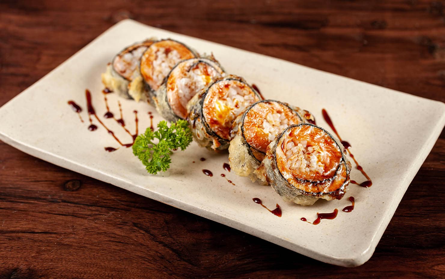 Sushi Nouveau, uma combinação de sabores, cores e aromas que se misturam de forma surpreendente.
