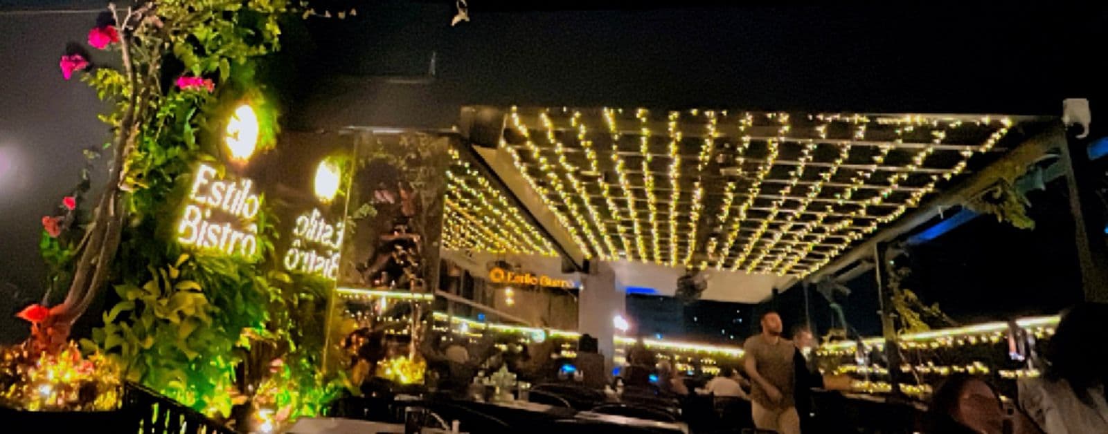 📌ATENÇÃO: Sempre temos atendimento por ordem de chegada. As reservas são opcionais. 
📍 O Primeiro Rooftop de Belém. 
🎶 Gastronomia e Música.
📱 Fone: (91)98431-3423/98561.2324.
🚩 Insta: @estilo.bistro.
🚩 Tripadvisor: @estilobistro.
🍻Happy Hour e Música ao vivo todos os dias!
🌹 Nossas reservas são uma cortesia para clientes que chegam de 8h até 19h30, de domingo a quinta, e até 17h às sextas e sábados.  
⭐️ Após esses horários, seguimos atendendo somente por ordem de chegada, use nossa lista de espera. 
❤️ A excessão a essa regra é o pacote romântico, que pode ser reservado em qualquer dia e horário de funcionamento.
