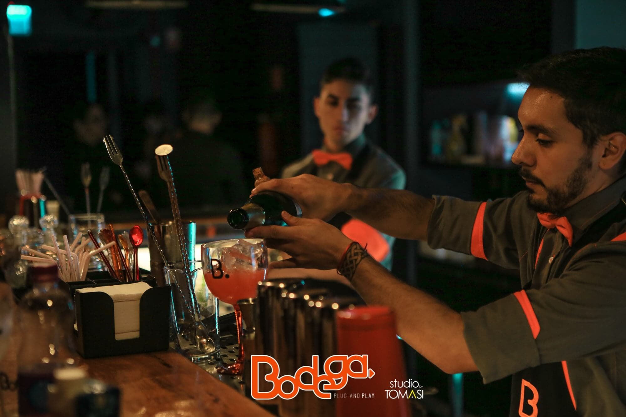 Bodeguero, sua melhor opção em bar e petiscaria. O espaço perfeito para reunir os amigos e curtir shows ao vivo.