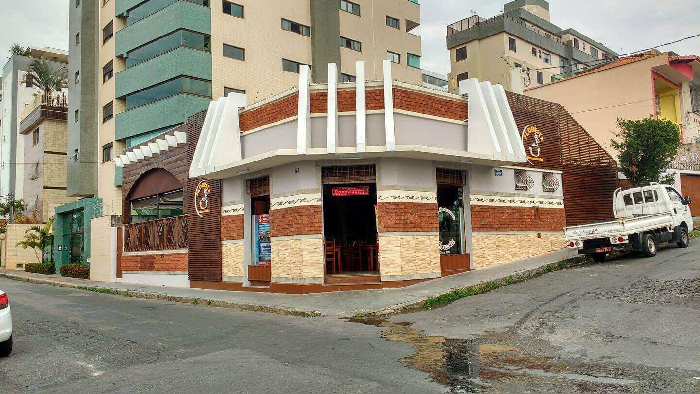 O Floresta Restaurante e Bar está localizado a 20 anos no bairro Floresta, a um quarteirão do Colégio Batista. Oferecemos aos nossos clientes, uma das comidas mais gostosas da região.