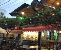 Bar e petiscaria com comida típica brasileria.