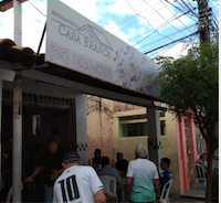 Bar churrascaria no centro.