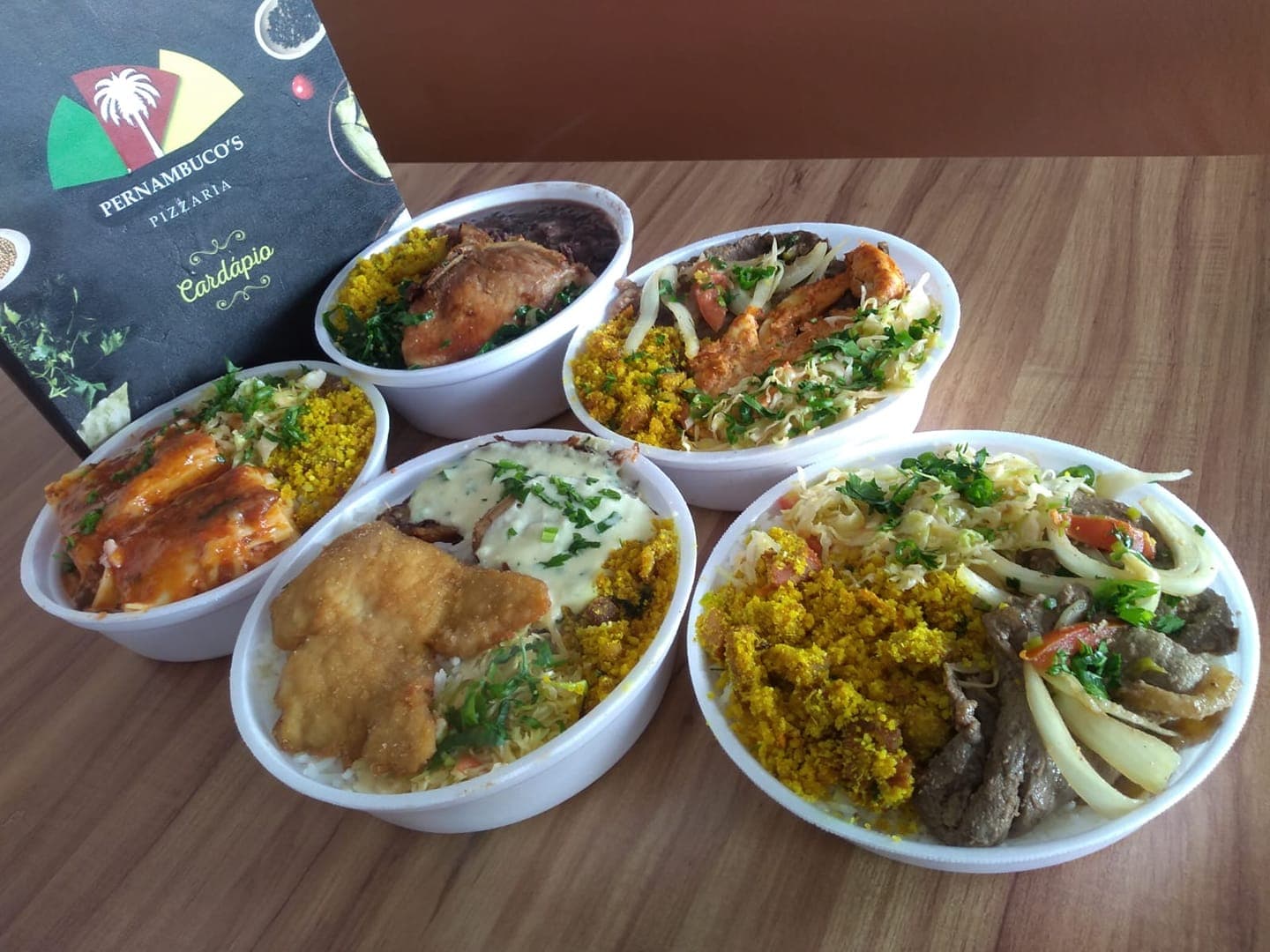 Pizzaria e Restaurante com diversas opções deliciosas para consumo no estabelecimento ou delivery. Possui Espaço Kids. Pizzas, pratos, porções, lanches, marmitex, sucos e muito mais!