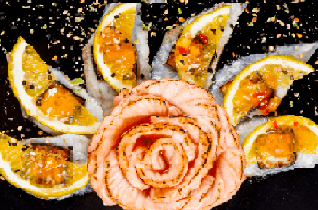 Cores, texturas, sabores e um atendimento impecável. O Banzai Sushi House é um dos principais restaurantes japoneses do Oeste Paulista. Dono de um conceito único e de um cardápio exclusivo, o Banzai oferece a você pratos tradicionais com toques da gastronomia contemporânea mundial.
Viva essa Experiência.