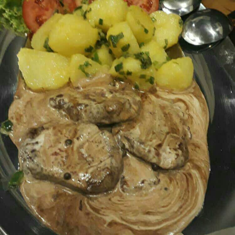 Comida tarde da noite · Ótimos coquetéis · Aconchegante