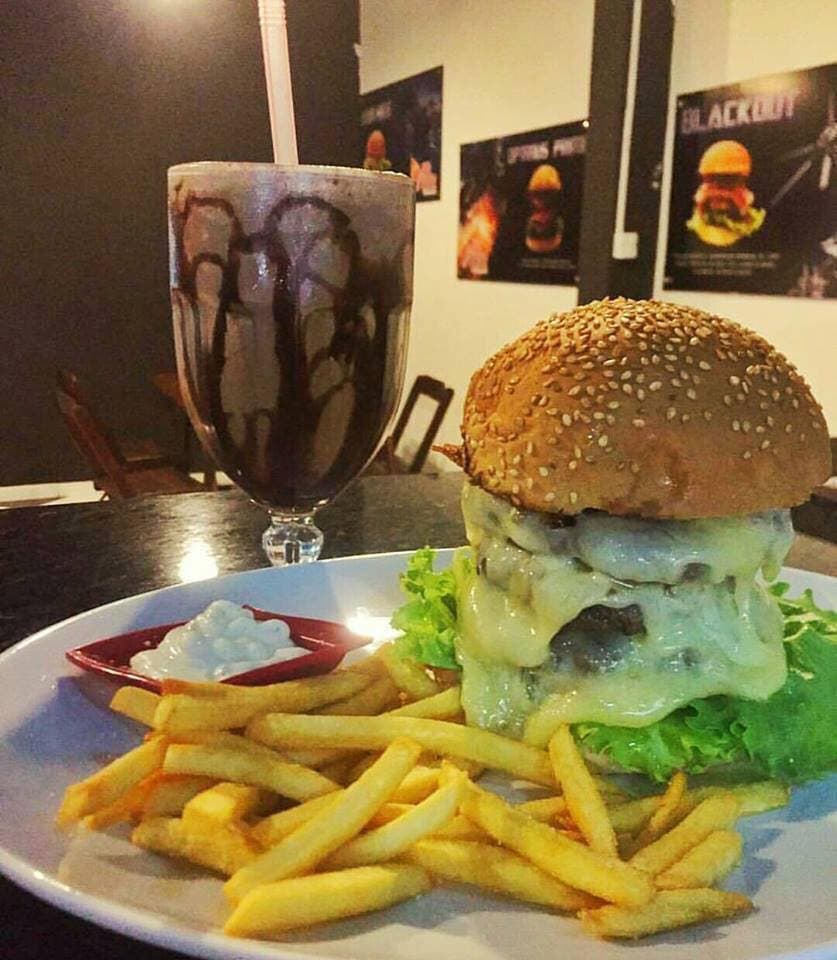 Comida tarde da noite · Aconchegante · Casual