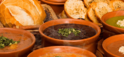 Casa especializada em caldos típicos do Brasil também serve porções, panquecas e bolinhos, em espaço informal.