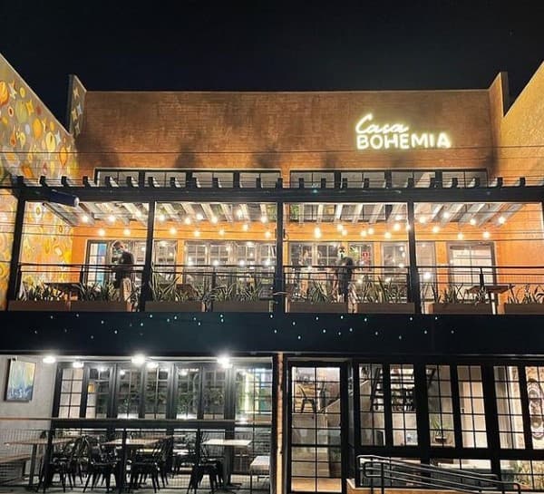 A Casa Bohemia, localizada no Rio Vermelho, foi inaugurada na recentemente. Com arquitetura moderna e artística, o espaço possui três andares, que conferem ao local cinco ambientes e capacidade para cerca de 200 pessoas sentadas. O empreendimento em Salvador é o único em todo o país que leva o nome da marca de cerveja.