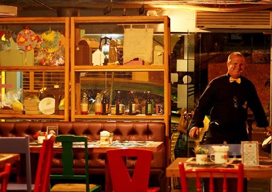 O Fulô de Mandacaru Bistrô nasceu da paixão da chef paulista Simone Lebedenco pelas cores, sabores e temperos do Nordeste.  Depois de passar uma temporada de três anos na Europa trabalhando em uma rede de restaurantes italianos no Reino Unido. Simone pegou gosto pelo setor e voltou ao Brasil, decidida em aprender um pouco mais sobre o ramo. Para isso foi estudar Gastronomia no Nordeste, mas especificamente em Aracaju, Sergipe. A estadia por aquelas bandas, mudou totalmente a vida da chef, que se encantou por tudo o que viu por lá.