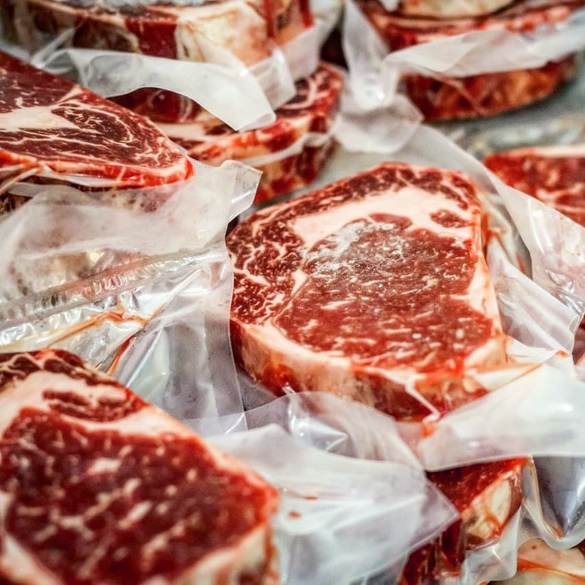 Trabalhamos com os cortes mais badalados do mundo BBQ e também com os cortes tradicionais para o seu Dia a Dia.
