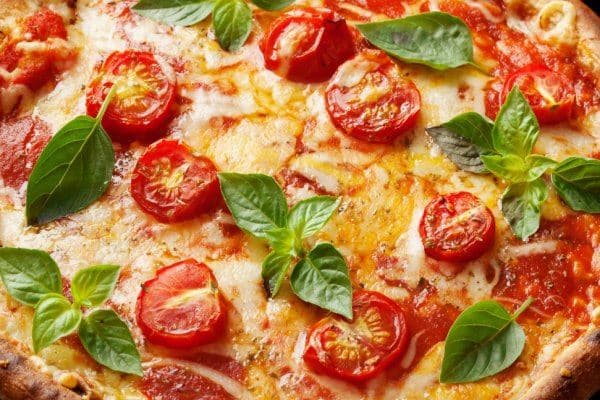 Para curtir qualquer momento. So pedir e levamos até você as bebidas geladinhas. Você pode escolher suas bebidas preferidas, salgadinhos e até gelo.