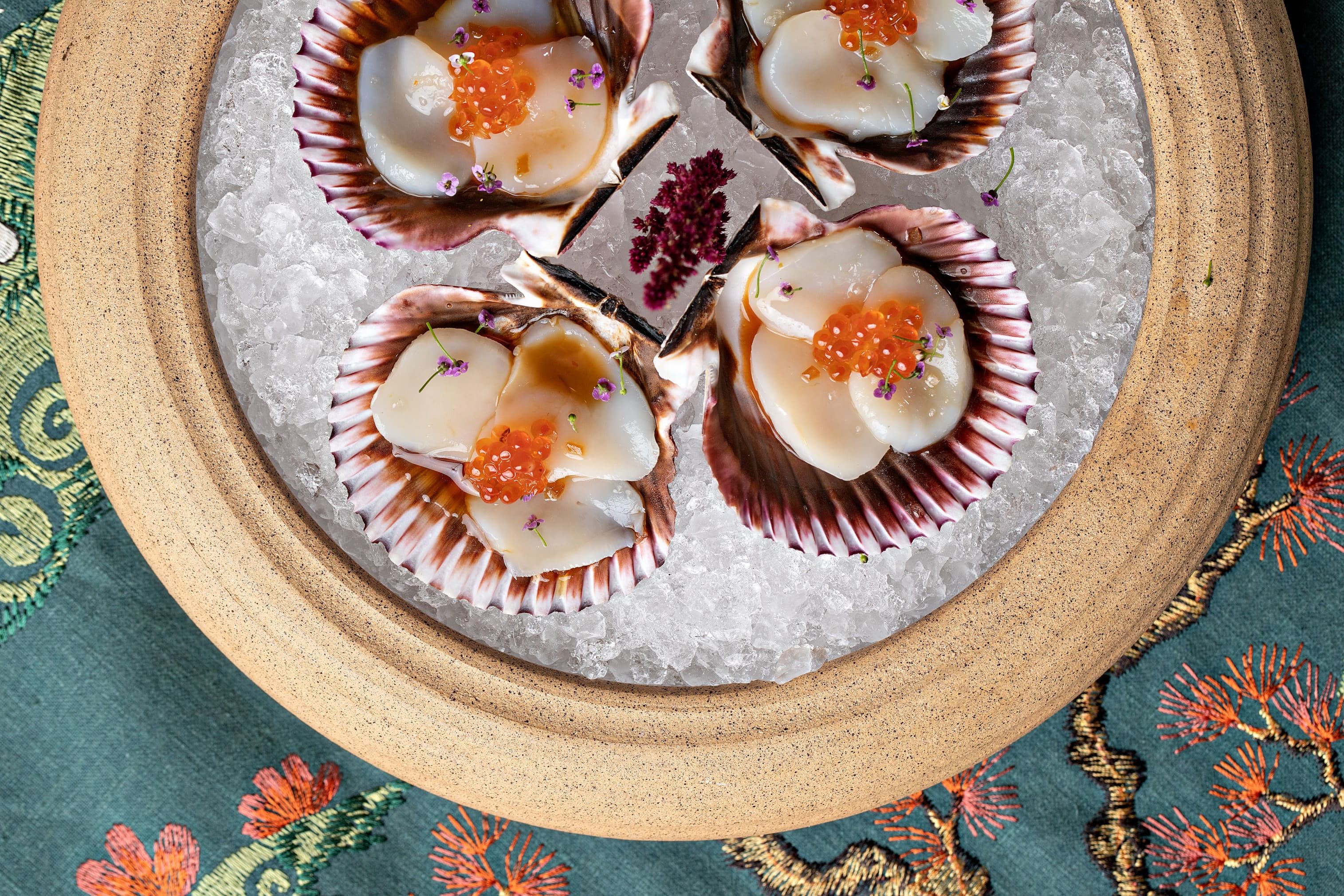 O Su abre as portas para um novo capítulo em sua trajetória, agora em Belo Horizonte. Em breve, os clientes da capital mineira poderão desfrutar de uma experiência gastronômica única e multissensorial, onde a excelência da culinária japonesa de alto padrão encontra um ambiente contemporâneo e sofisticado.